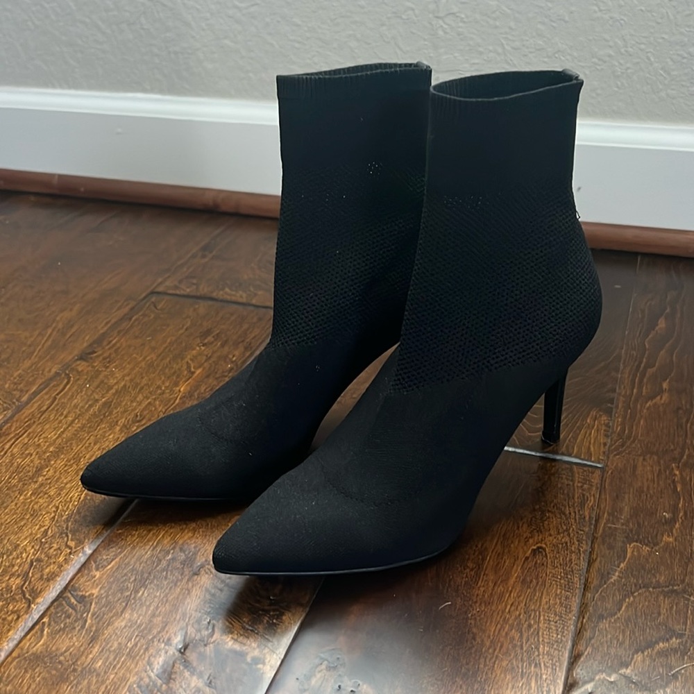 Steve Madden stretch Booties